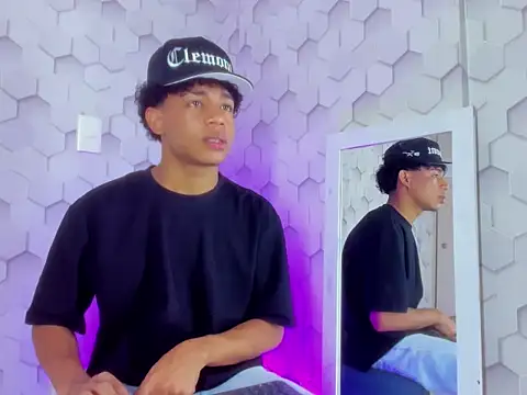 777 dmz  online show from February 10, 2026, 1:32 am