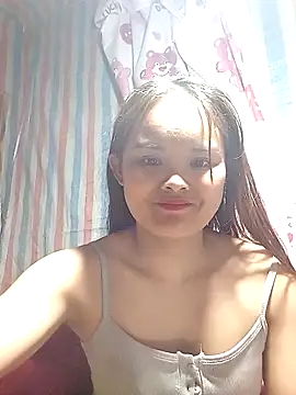 Snapshot of Luminana chatting on February 16, 2026, 2:40 am Luminana online show from February 16, 2026, 2:40 am