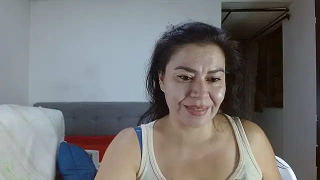 Karo sexy online show from February 14, 2026, 11:01 pm