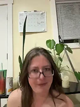 Snapshot of Naomi_Blaire chatting on March 3, 2026, 8:53 am Naomi Blaire online show from March 3, 2026, 8:53 am