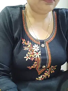 SexybeboX online show from May 30, 2026, 5:43 pm
