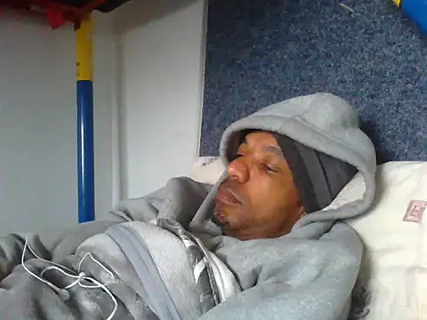 lavelle26 online show from April 24, 2026, 6:38 am