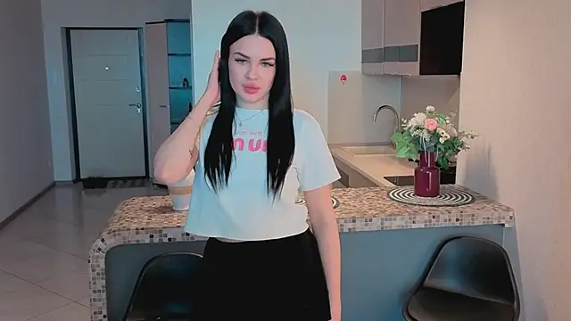 JenniferHowardd online show from February 11, 2026, 8:30 am