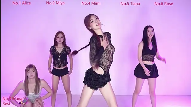 Velvet-girl online show from April 3, 2026, 10:24 am