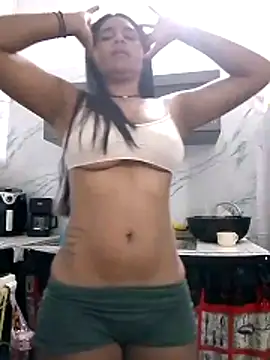 Zoe Renata online show from March 6, 2026, 9:06 am