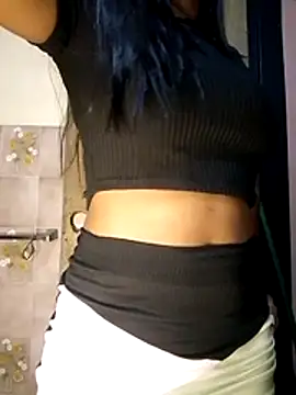 Zoe Renata online show from July 19, 2026, 3:21 am