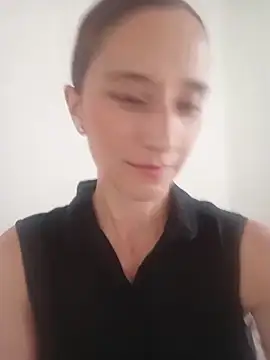 Aurabloom 1 online show from March 5, 2026, 3:52 pm