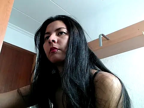 Snapshot of ZeforAitanna chatting on February 10, 2026, 11:25 am ZeforAitanna online show from February 10, 2026, 11:25 am