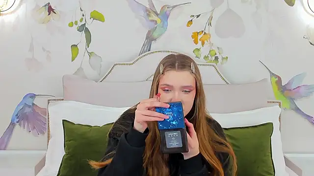 StacyHicks online show from March 12, 2026, 5:13 am