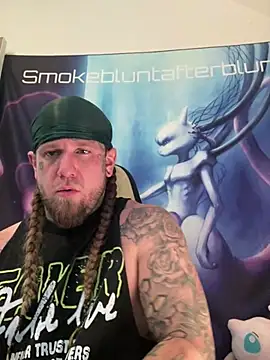 Snapshot of Smokebluntafterblunt chatting on February 8, 2026, 2:53 pm Smokebluntafterblunt online show from February 8, 2026, 2:53 pm