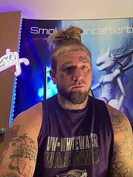 Snapshot of Smokebluntafterblunt chatting on February 23, 2026, 11:18 am Smokebluntafterblunt online show from February 23, 2026, 11:18 am