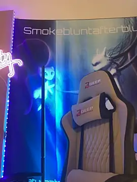 Snapshot of Smokebluntafterblunt chatting on February 25, 2026, 1:26 am Smokebluntafterblunt online show from February 25, 2026, 1:26 am