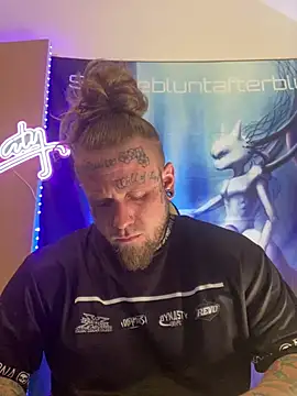 Snapshot of Smokebluntafterblunt chatting on February 27, 2026, 1:27 am Smokebluntafterblunt online show from February 27, 2026, 1:27 am