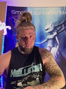 Snapshot of Smokebluntafterblunt chatting on March 1, 2026, 12:12 am Smokebluntafterblunt online show from March 1, 2026, 12:12 am