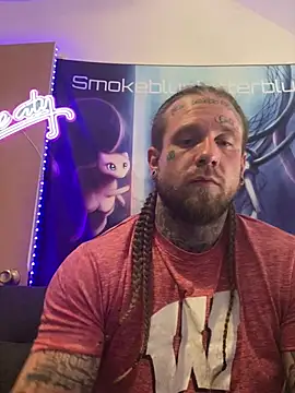 Snapshot of Smokebluntafterblunt chatting on April 22, 2026, 2:36 am Smokebluntafterblunt online show from April 22, 2026, 2:36 am