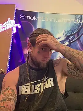 Snapshot of Smokebluntafterblunt chatting on April 24, 2026, 3:09 am Smokebluntafterblunt online show from April 24, 2026, 3:09 am