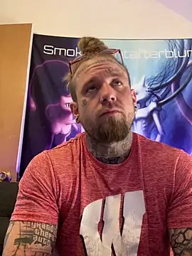 Snapshot of Smokebluntafterblunt chatting on May 4, 2026, 2:24 pm Smokebluntafterblunt online show from May 4, 2026, 2:24 pm