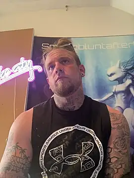 Snapshot of Smokebluntafterblunt chatting on May 26, 2026, 11:12 pm Smokebluntafterblunt online show from May 26, 2026, 11:12 pm