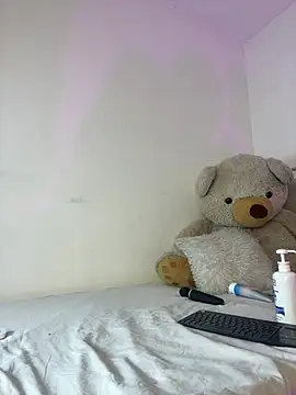 Snapshot of Kyliegolden chatting on February 11, 2026, 3:44 am Kyliegolden online show from February 11, 2026, 3:44 am