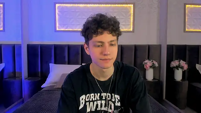 StefanBev online show from February 25, 2026, 7:45 pm