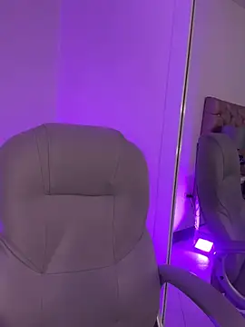 Wen 01 online show from March 13, 2026, 11:28 am