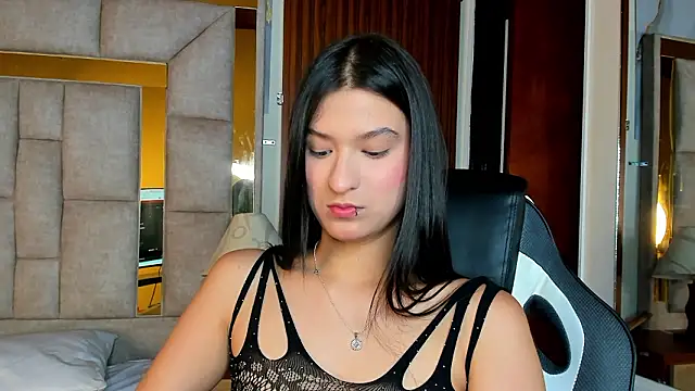 Snapshot of AgathaSanderhs_ chatting on February 13, 2026, 3:13 am AgathaSanderhs online show from February 13, 2026, 3:13 am