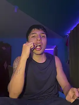 Snapshot of dirtydickkk chatting on February 28, 2026, 4:02 am dirtydickkk online show from February 28, 2026, 4:02 am