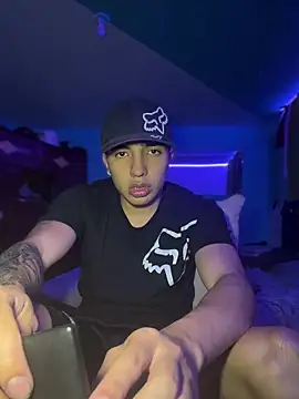 Snapshot of dirtydickkk chatting on March 19, 2026, 2:15 am dirtydickkk online show from March 19, 2026, 2:15 am