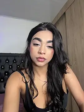 Snapshot of Katie_boss2 chatting on February 13, 2026, 12:39 am Katie boss2 online show from February 13, 2026, 12:39 am