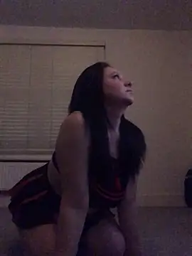 NaomiPackh92906 online show from March 31, 2026, 9:15 pm