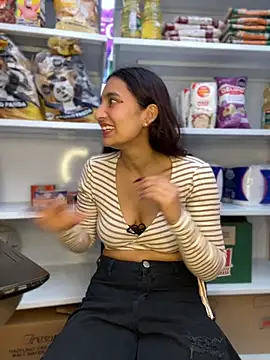 Snapshot of -BabyLuna chatting on March 14, 2026, 12:43 pm -BabyLuna online show from March 14, 2026, 12:43 pm