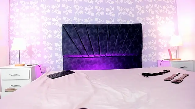 Snapshot of _MilaRose_ chatting on February 10, 2026, 7:29 pm MilaRose online show from February 10, 2026, 7:29 pm