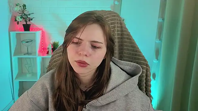 LesleySky online show from March 4, 2026, 5:02 am