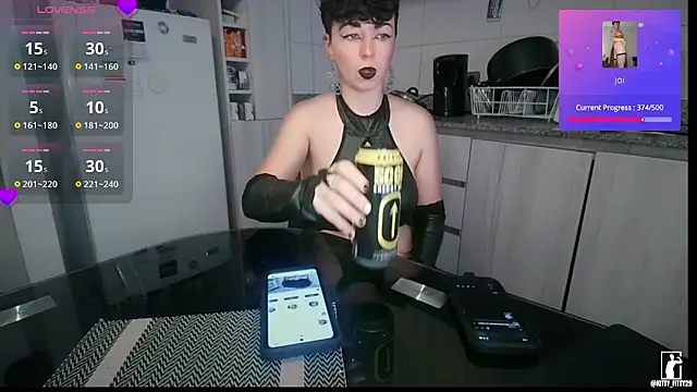 kittyfitty29 online show from March 18, 2026, 7:17 pm