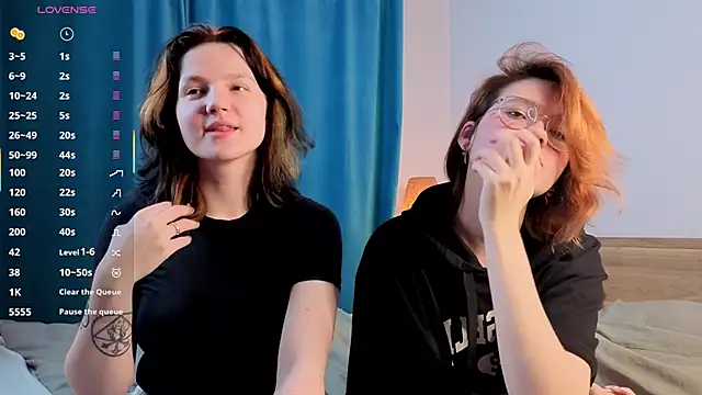 LatriceDosier online show from April 13, 2026, 10:04 pm