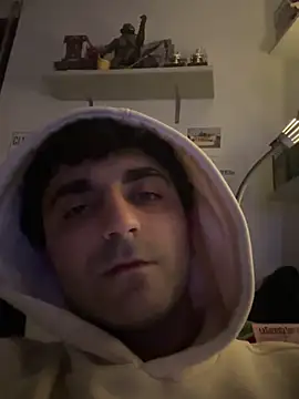 Snapshot of elia2711 chatting on February 7, 2026, 4:16 am elia2711 online show from February 7, 2026, 4:16 am