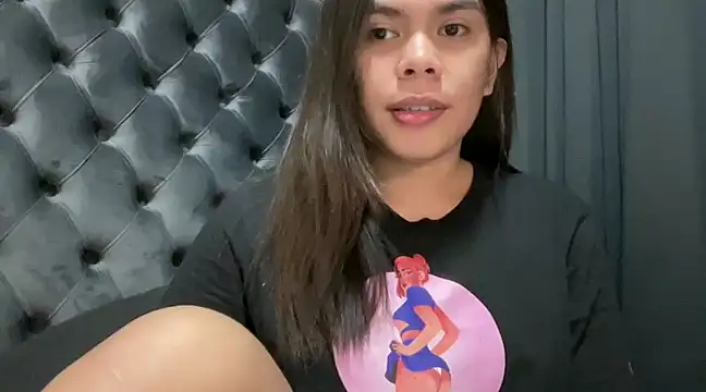 Snapshot of Mooree_naba chatting on January 10, 2025, 12:47 pm Mooree naba online show from January 10, 2025, 12:47 pm