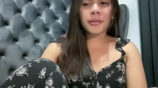 Snapshot of Mooree_naba chatting on January 11, 2025, 12:50 pm Mooree naba online show from January 11, 2025, 12:50 pm