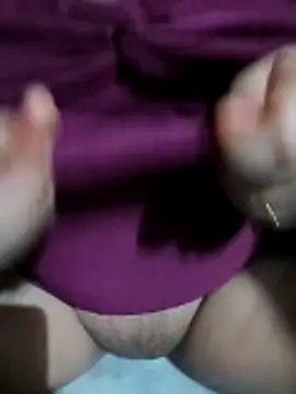 desimuslimgirl24 online show from March 30, 2026, 7:04 pm