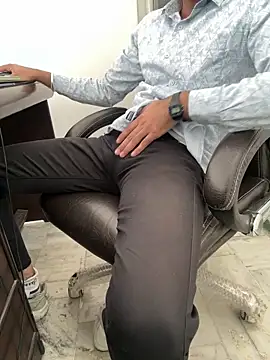 Ronny69y online show from February 23, 2026, 5:27 am