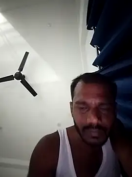 Daddyishere 19 online show from March 8, 2026, 5:39 pm