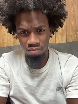 Snapshot of pussyeater_- chatting on February 11, 2026, 12:26 am pussyeater - online show from February 11, 2026, 12:26 am