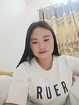 Snapshot of lisn-cute chatting on April 8, 2026, 9:53 am lisn-cute online show from April 8, 2026, 9:53 am