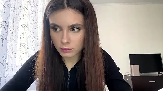 Snapshot of VennieMiramontez chatting on May 11, 2026, 2:45 pm VennieMiramontez online show from May 11, 2026, 2:45 pm