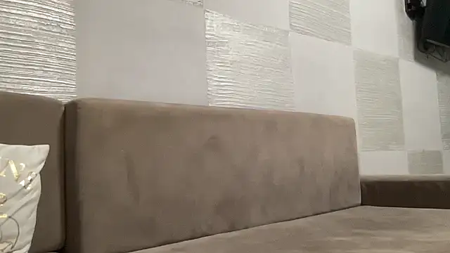 Snapshot of Darsy_Rox chatting on February 13, 2026, 9:11 pm Darsy Rox online show from February 13, 2026, 9:11 pm