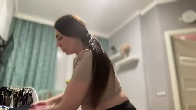 Snapshot of Darsy_Rox chatting on March 13, 2026, 6:25 pm Darsy Rox online show from March 13, 2026, 6:25 pm