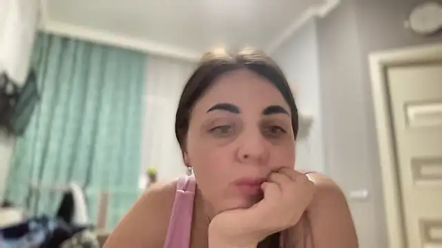 Snapshot of Darsy_Rox chatting on March 20, 2026, 5:51 pm Darsy Rox online show from March 20, 2026, 5:51 pm