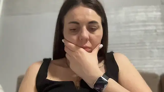 Snapshot of Darsy_Rox chatting on March 26, 2026, 7:19 pm Darsy Rox online show from March 26, 2026, 7:19 pm