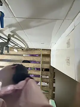 tenten110 online show from April 10, 2026, 9:36 am