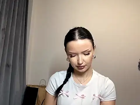 JoanGold online show from March 27, 2026, 7:13 pm